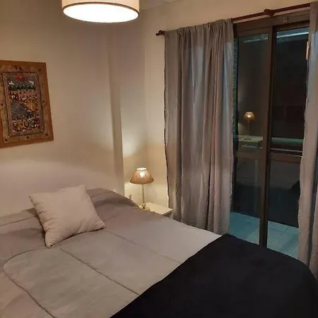 Departamento Centrico, A Metros De La Universidad, 3 Personas, Garaje Auto Chico La Plata Exterior foto
