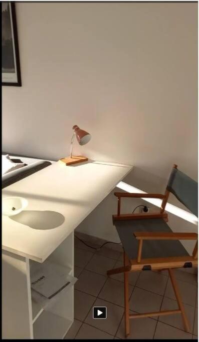 Departamento Centrico, A Metros De La Universidad, 3 Personas, Garaje Auto Chico Apartment *