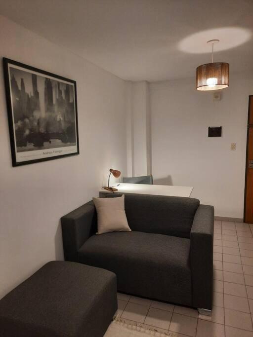 Apartment Departamento Centrico, A Metros De La Universidad, 3 Personas, Garaje Auto Chico *